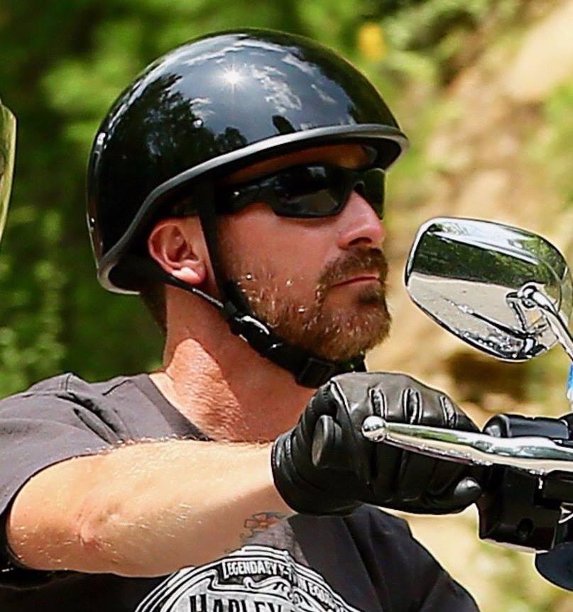 Great helmet and very comfortable, best latching mechanism out there