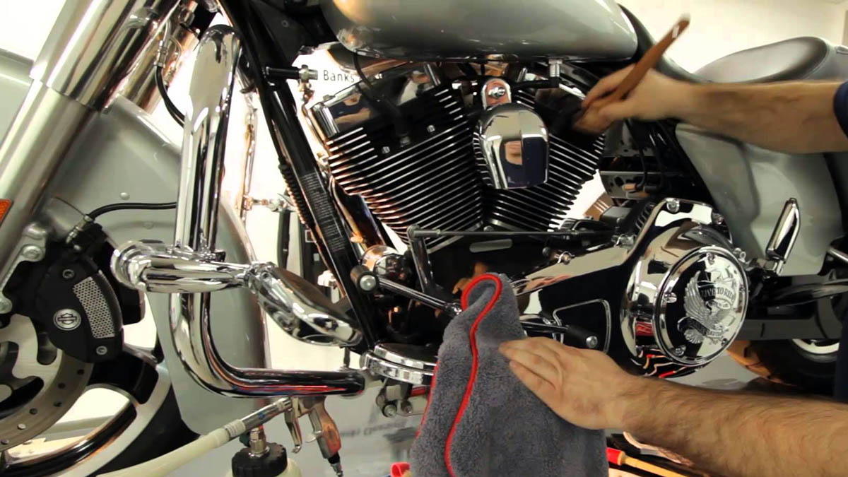 Keeping-Your-Motorcycle-Riding-Gear-in-Shape