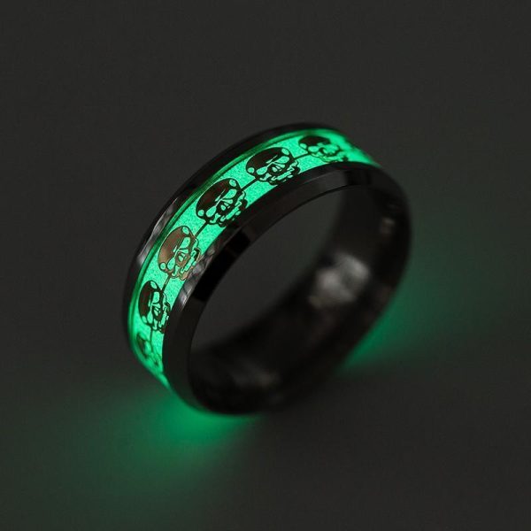 Glow-In-The-Dark Skull Ring - 50% Off