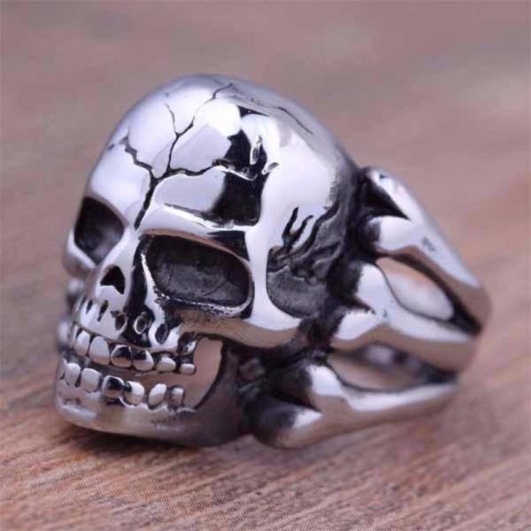 Zinc Alloy Gothic Skull & Bones Biker Ring, Silver Tone